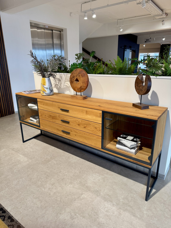 Sideboard